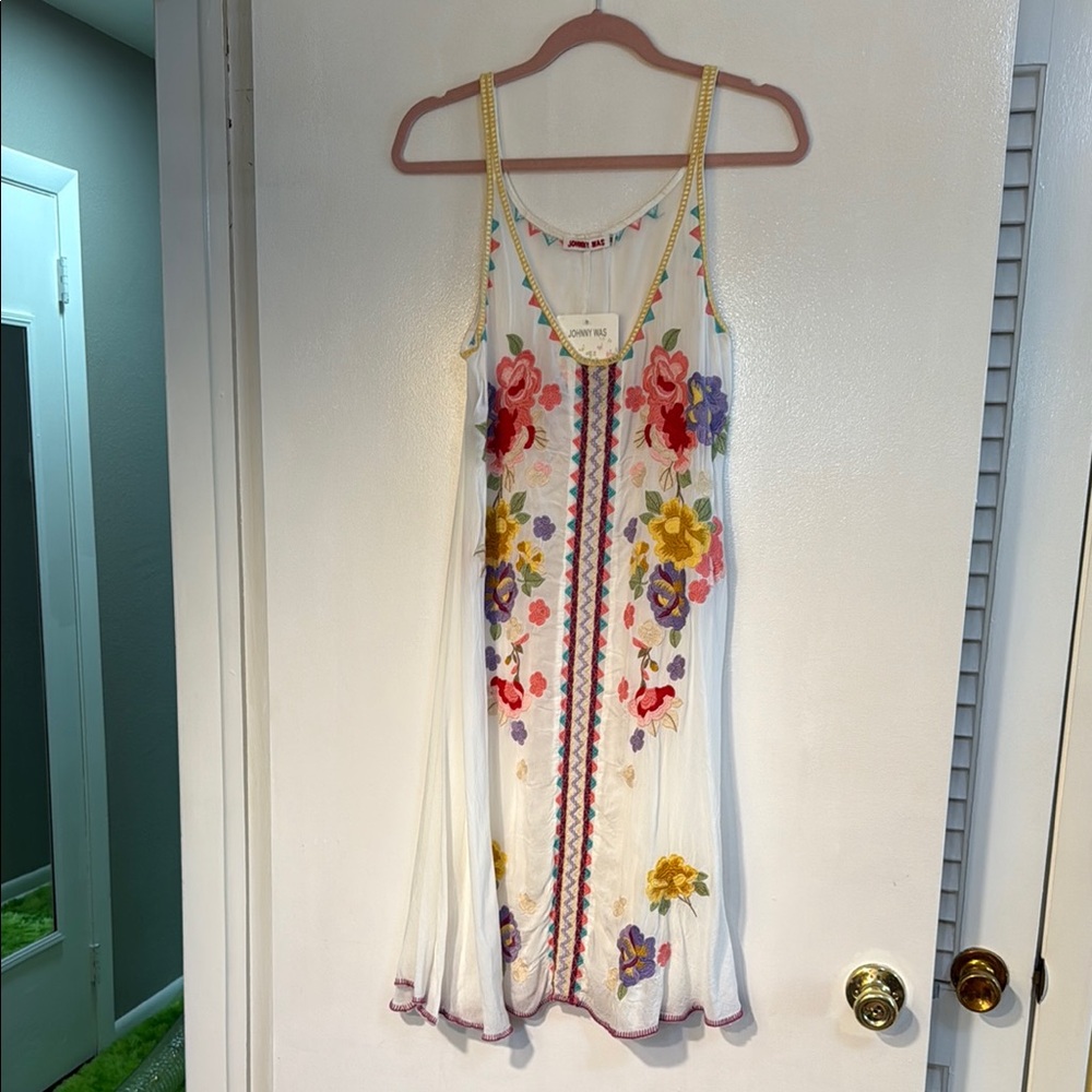 Johnny Was Embroidered White Dress NWT Medium